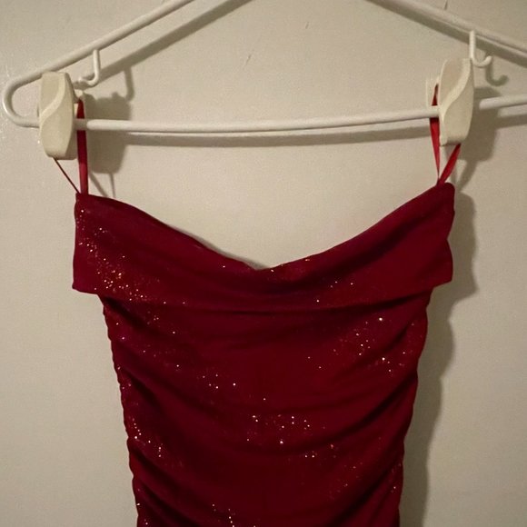 Red Sparkly Party Dress Le Chateau - Picture 7 of 10